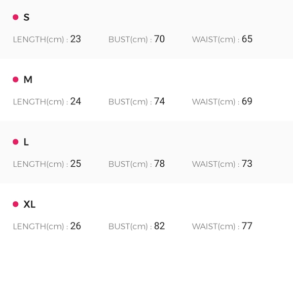 Slim fit tube top/crop in black. - Picture 3 of 3